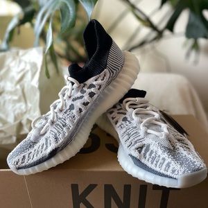 Yeezy 350 V2 CMPCT size 9 men